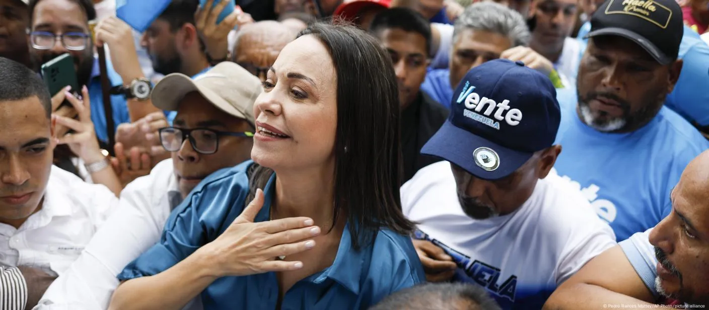Principal candidata da oposição venezuelana impedida de se candidatar e concorrer ao cargo