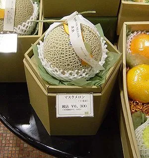 Melão oferecido como presente de fruta na cultura de negócios chinesa