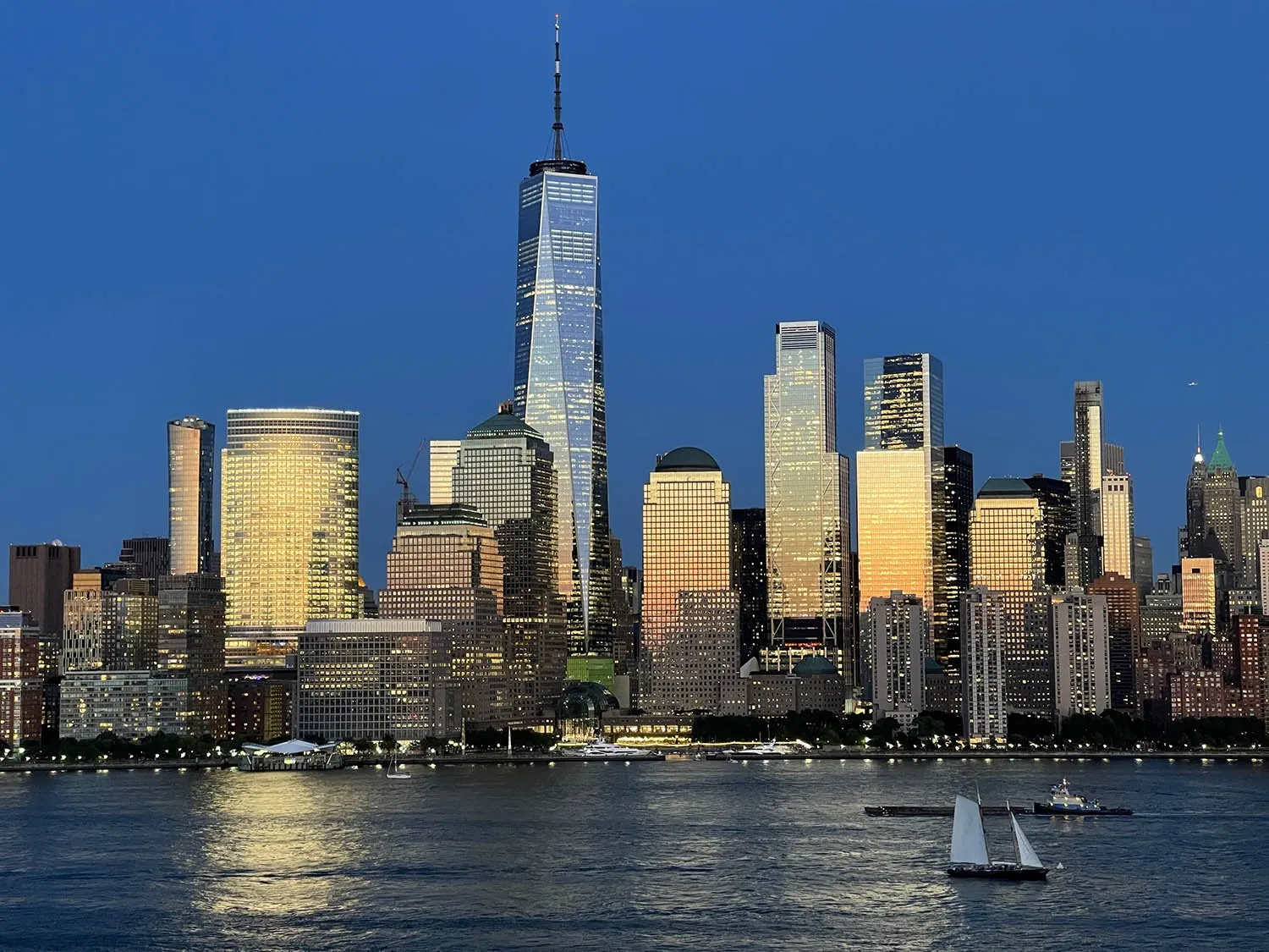 Vista de Nova York, a cidade mais icônica (the most iconic) do texto