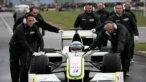 Equipe da Brawn GP, depois comprada pela Mercedes na Fórmula 1.