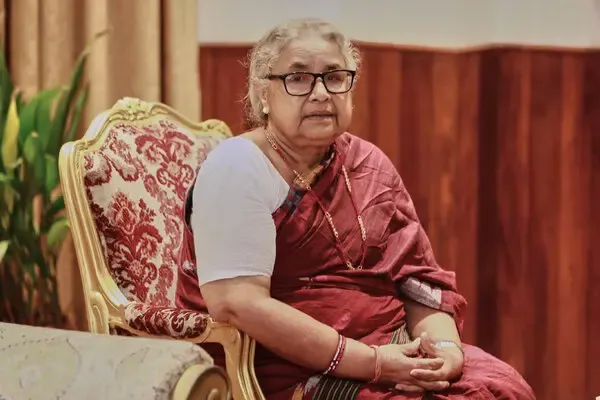 Sushila Karki, primeira mulher chefe de justiça do Nepal e líder interina em 2025