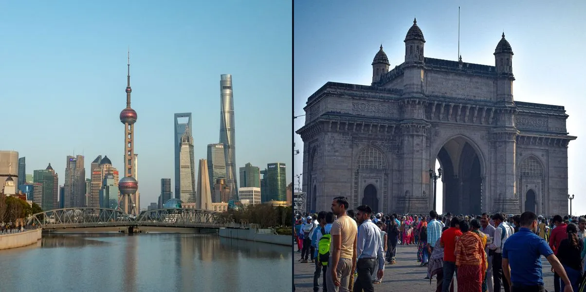Xangai, na China, com seus arranha-céus, ao lado do Portal da Índia em Mumbai, para o texto em inglês China e Índia com comparativo